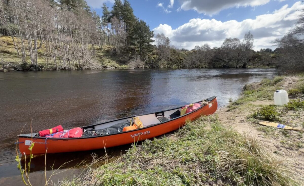 Canoe on the River Spey with amazing decidious forest A Useful Guide to Canoeing the River Spey